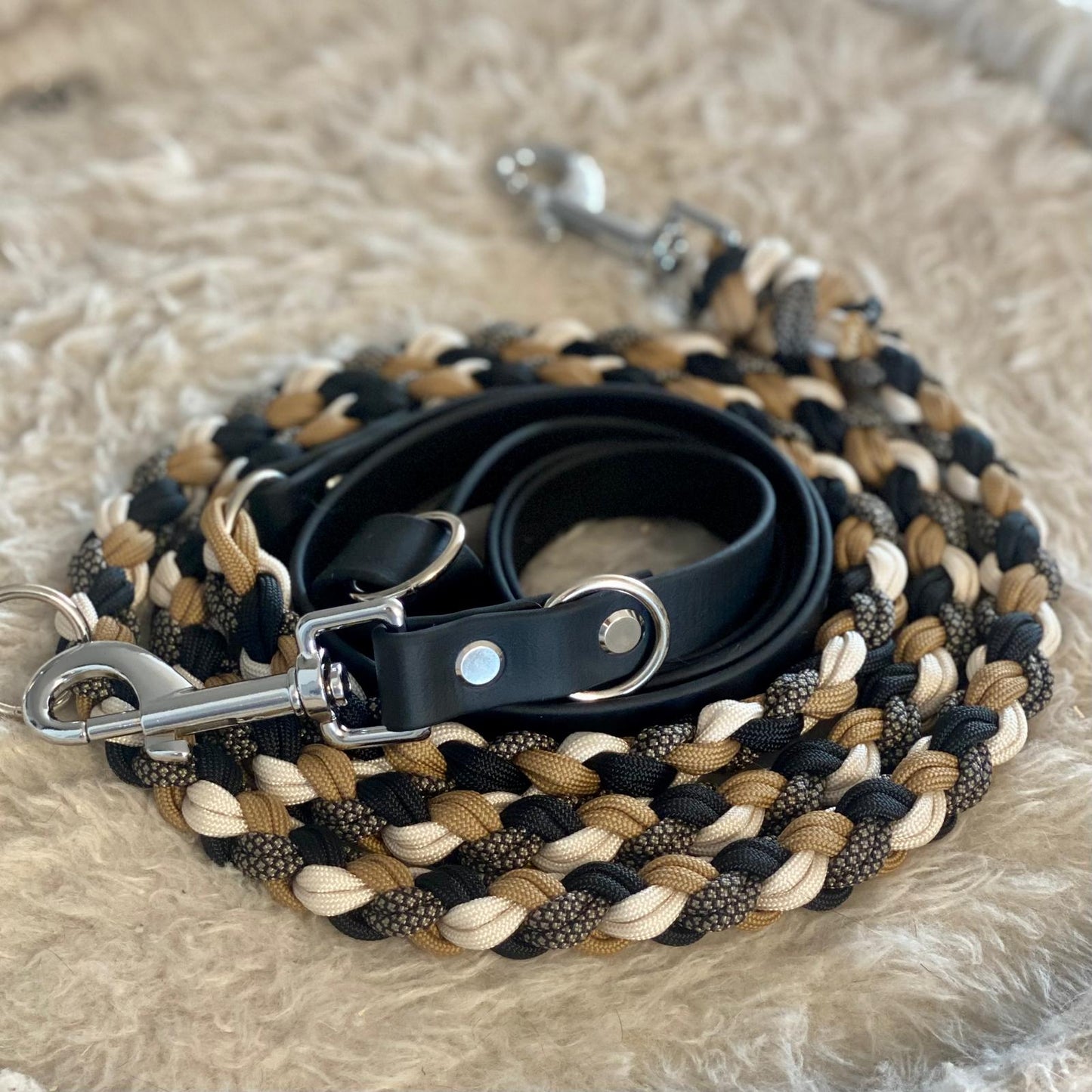 Paracord Hundeleine mit Biothane Sofortkauf 2,40m